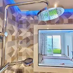Apartment Feel B - *